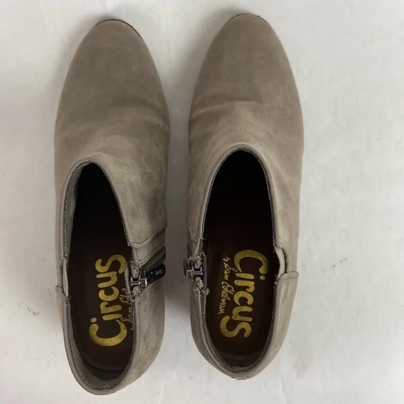 Circus Sam Edelman Preston Suede Chelsea Ankle Bootie - Picture 10 of 16